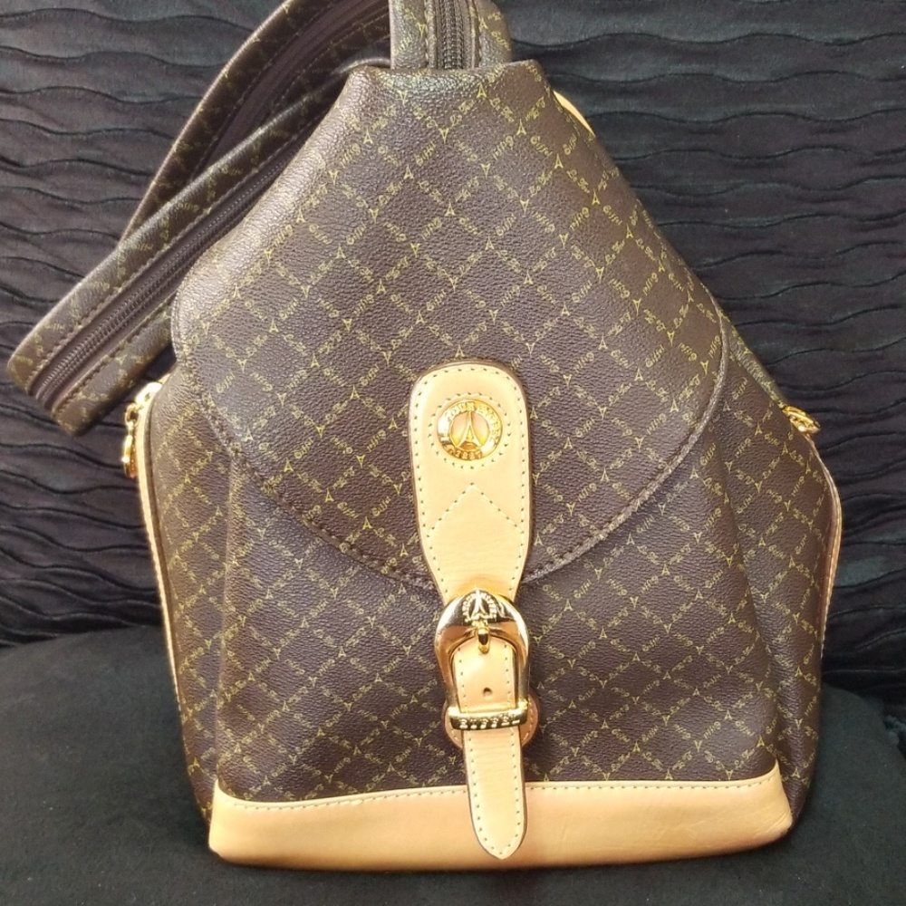 La Tour Eiffel back pack